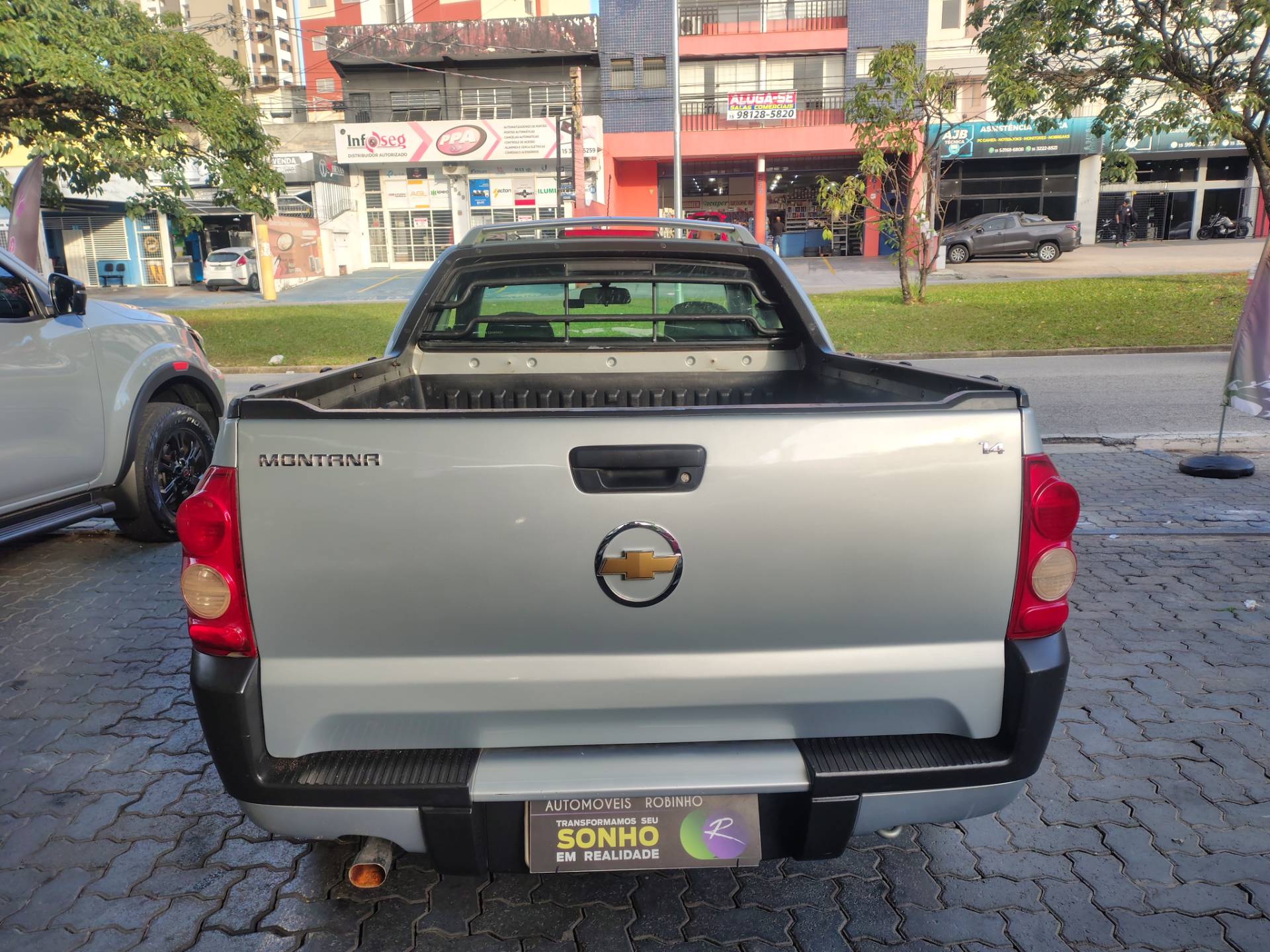 CHEVROLET MONTANA