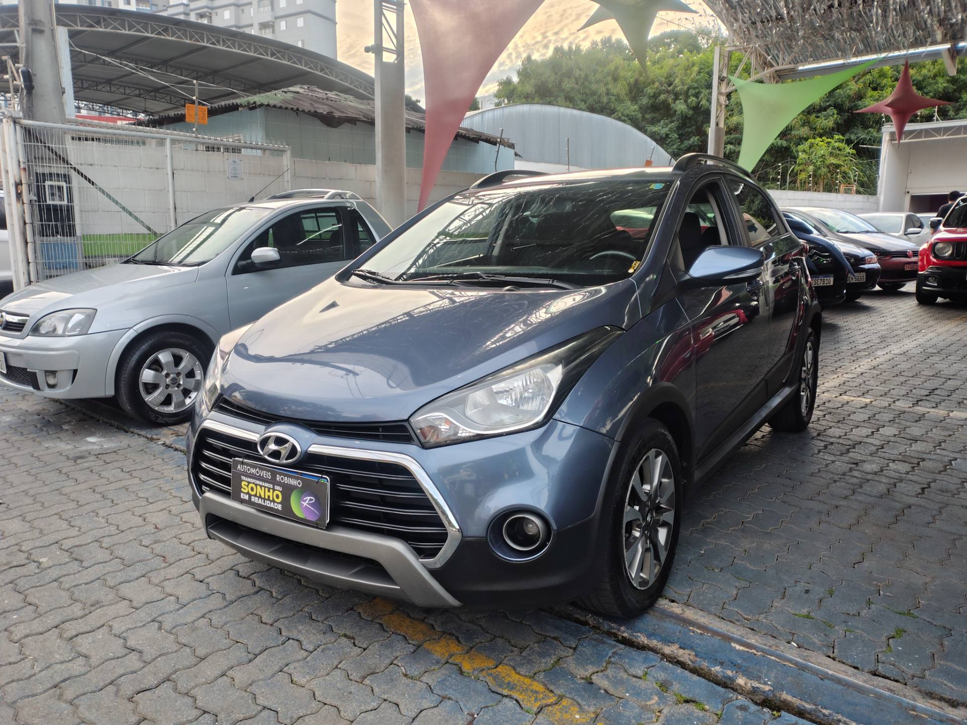 HYUNDAI HB20X