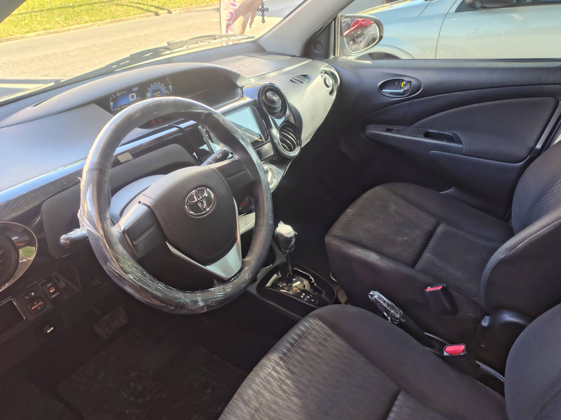 TOYOTA ETIOS