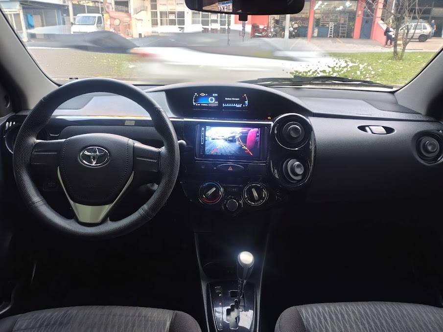 TOYOTA ETIOS