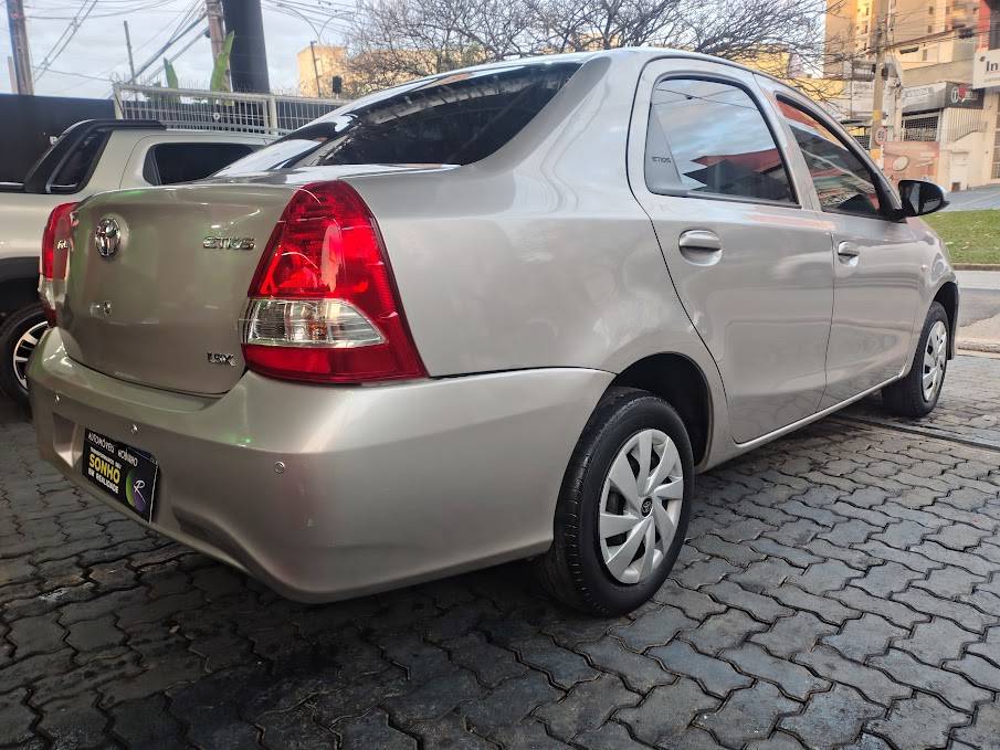 TOYOTA ETIOS