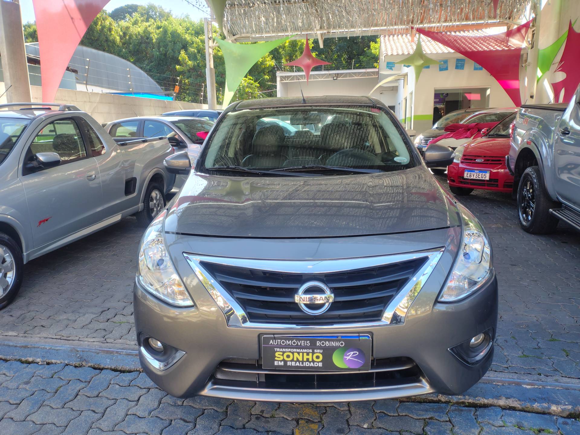 NISSAN VERSA