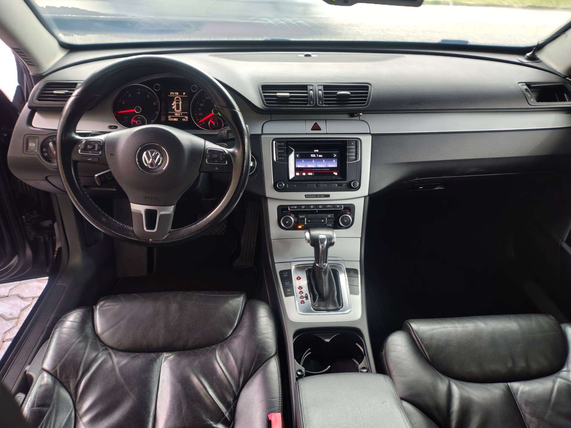VOLKSWAGEN PASSAT VARIANT