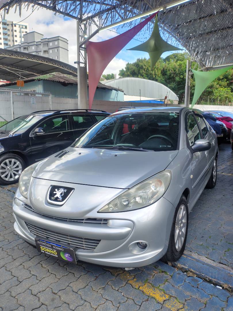 PEUGEOT 207