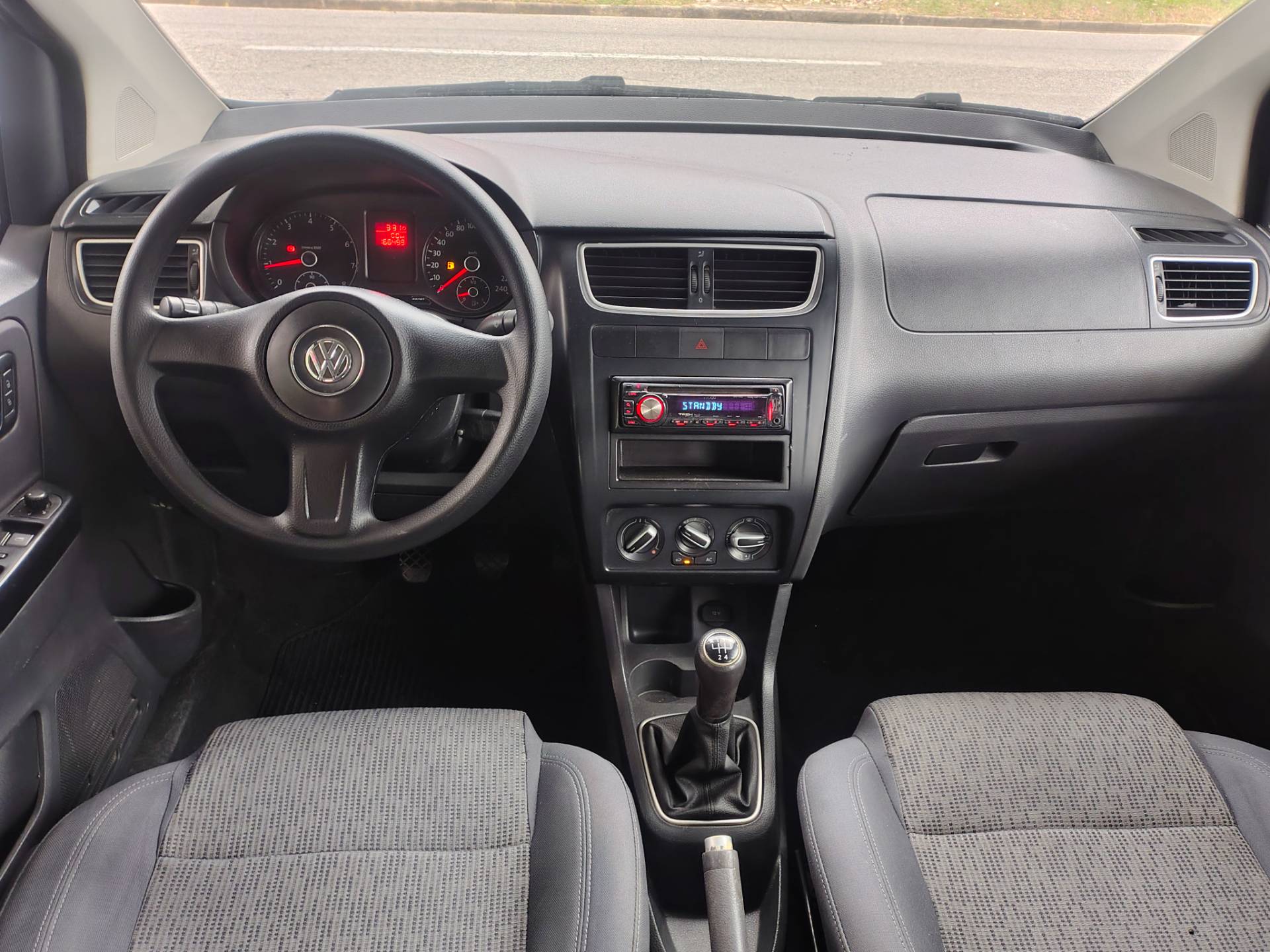 VOLKSWAGEN FOX