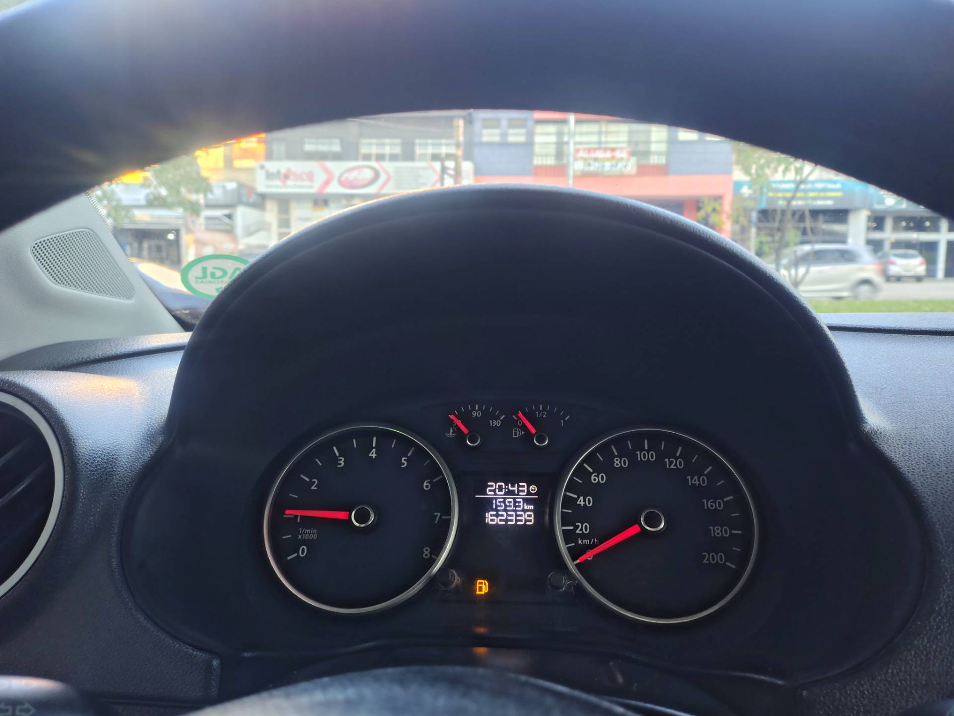 VOLKSWAGEN GOL