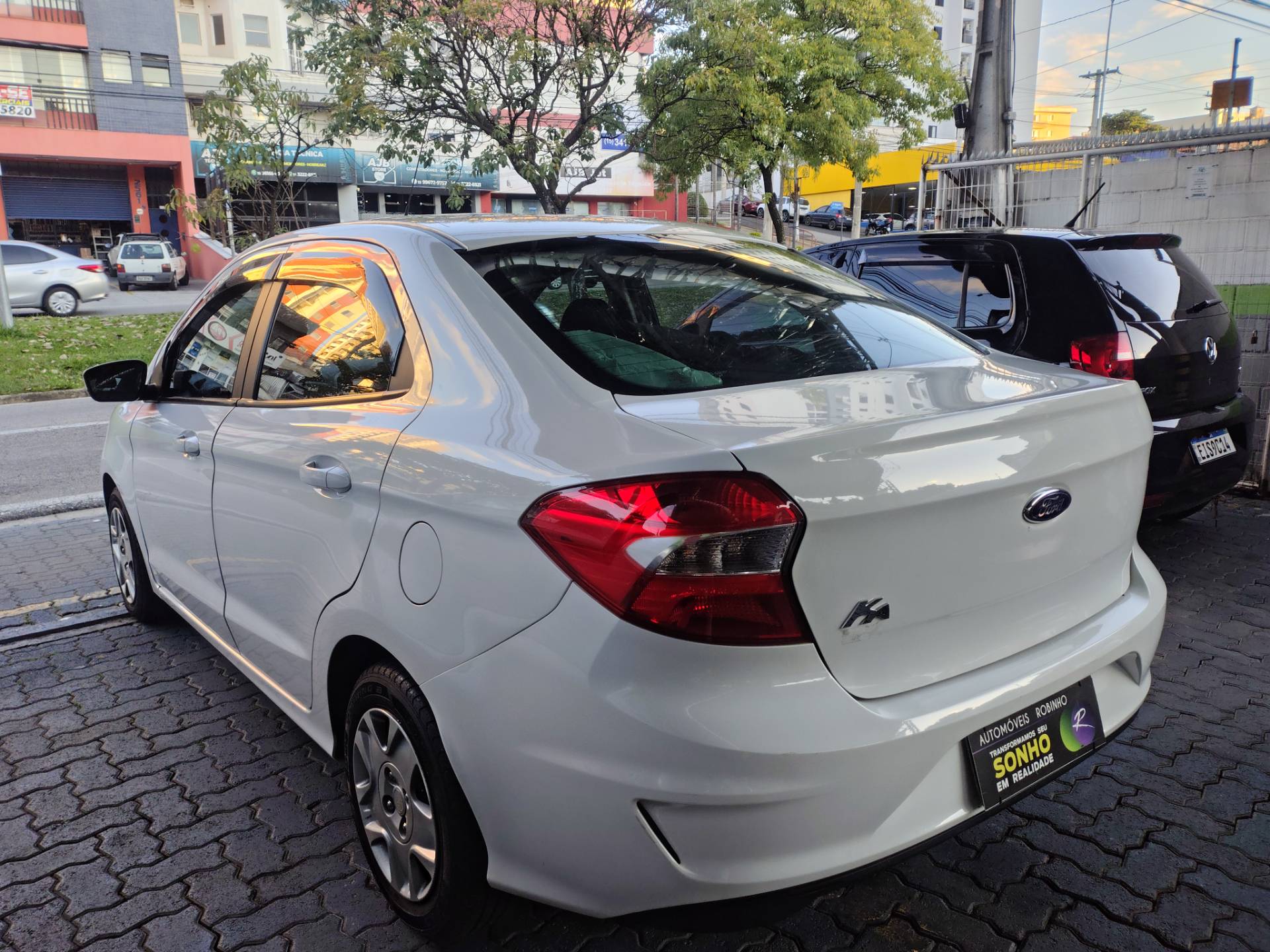 FORD KA