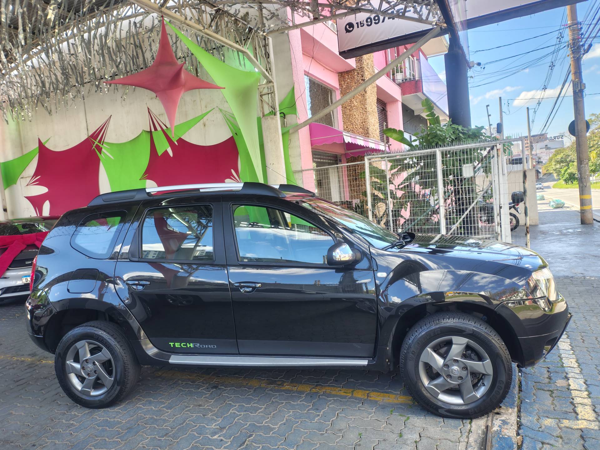 RENAULT DUSTER