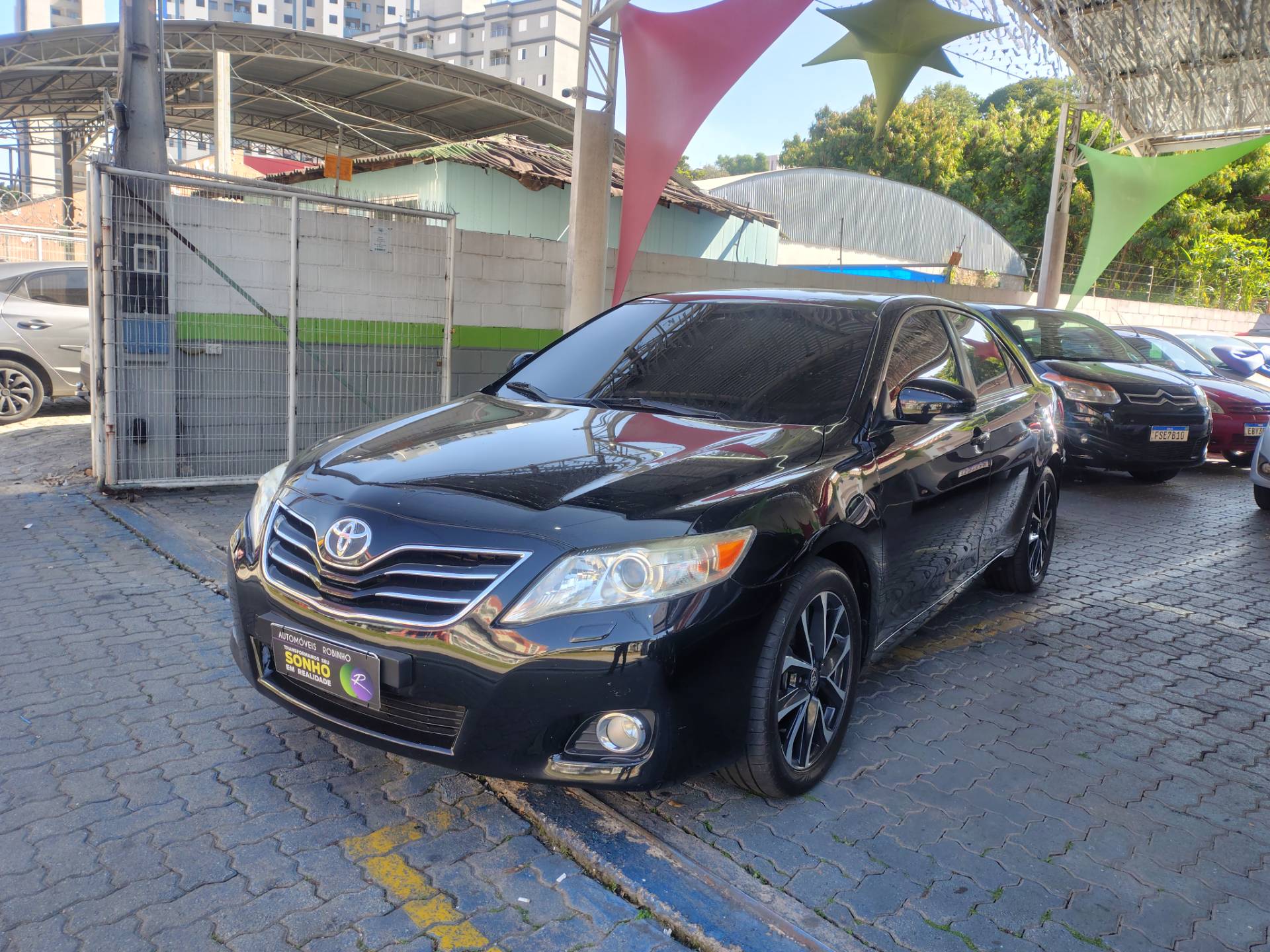 TOYOTA CAMRY