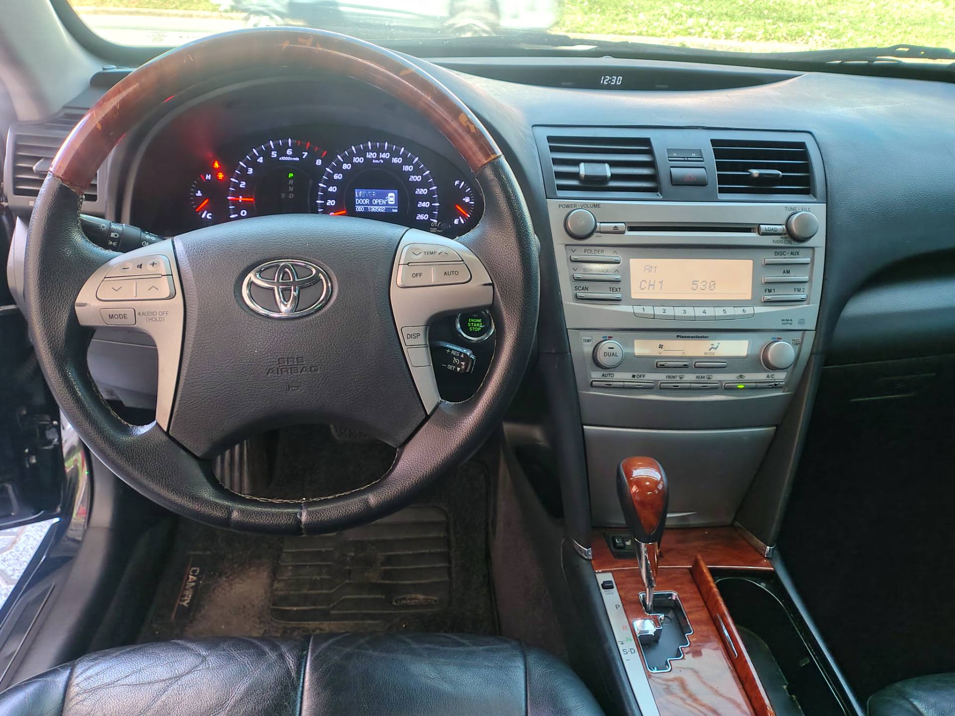TOYOTA CAMRY