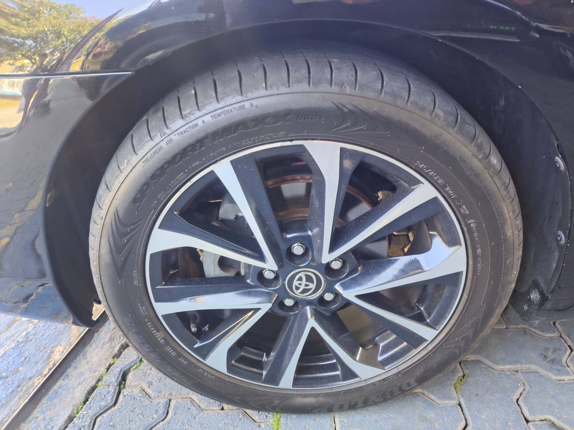 TOYOTA CAMRY