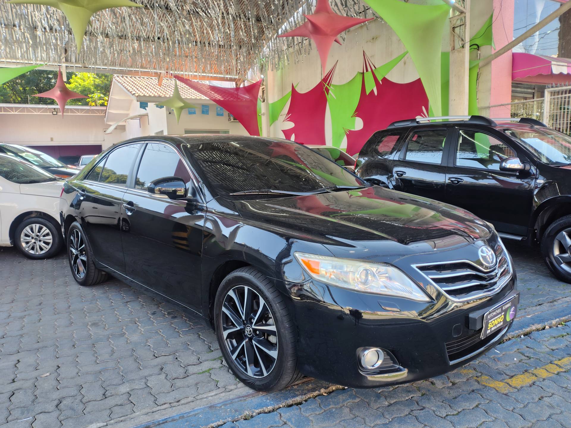TOYOTA CAMRY
