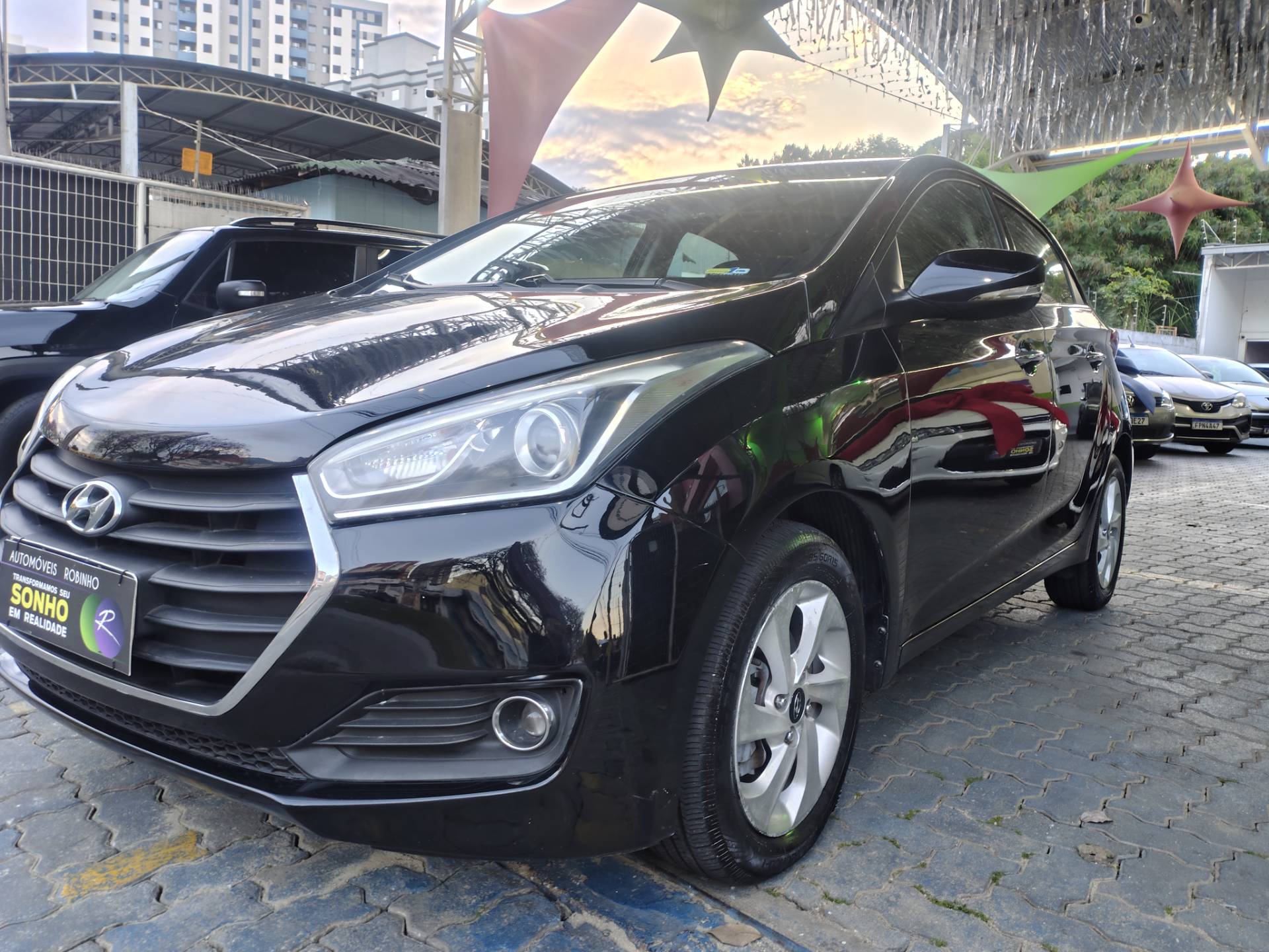 HYUNDAI HB20