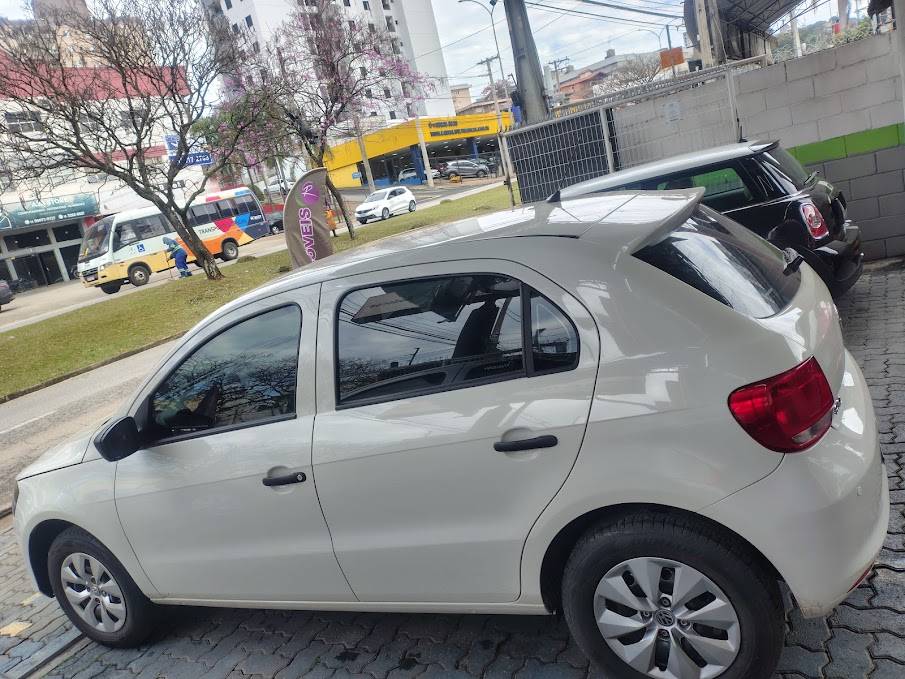 VOLKSWAGEN GOL