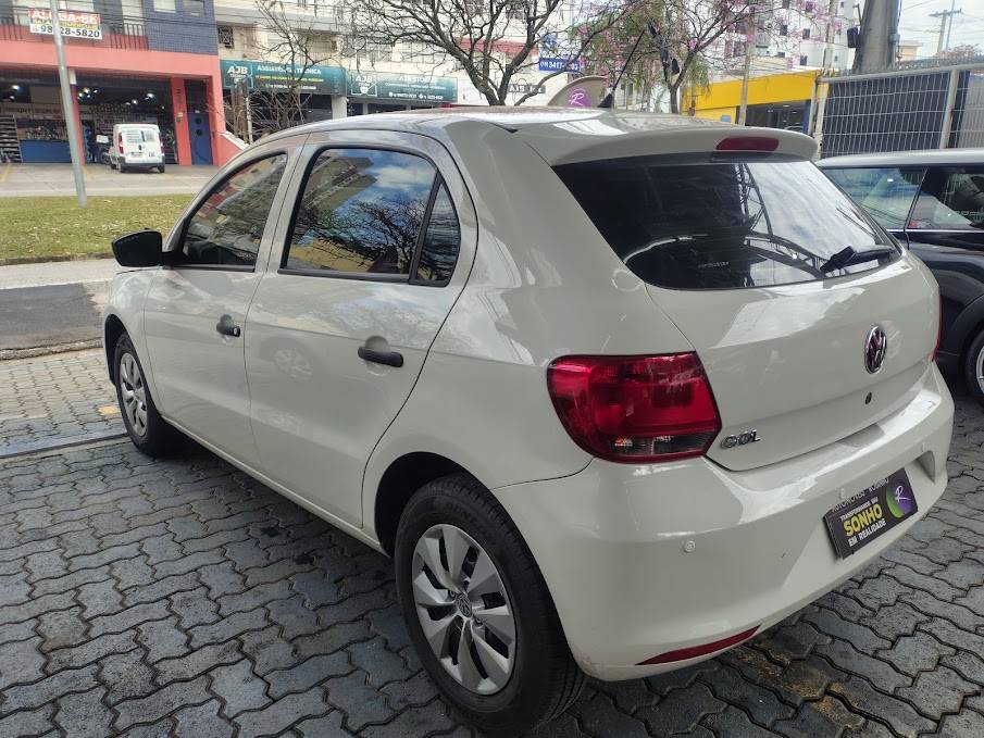 VOLKSWAGEN GOL