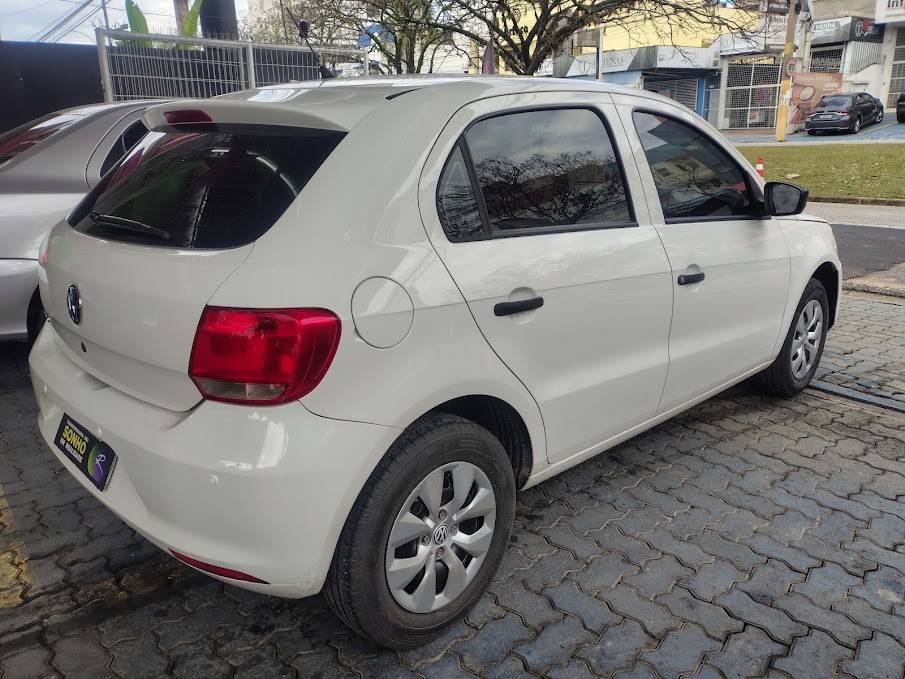 VOLKSWAGEN GOL