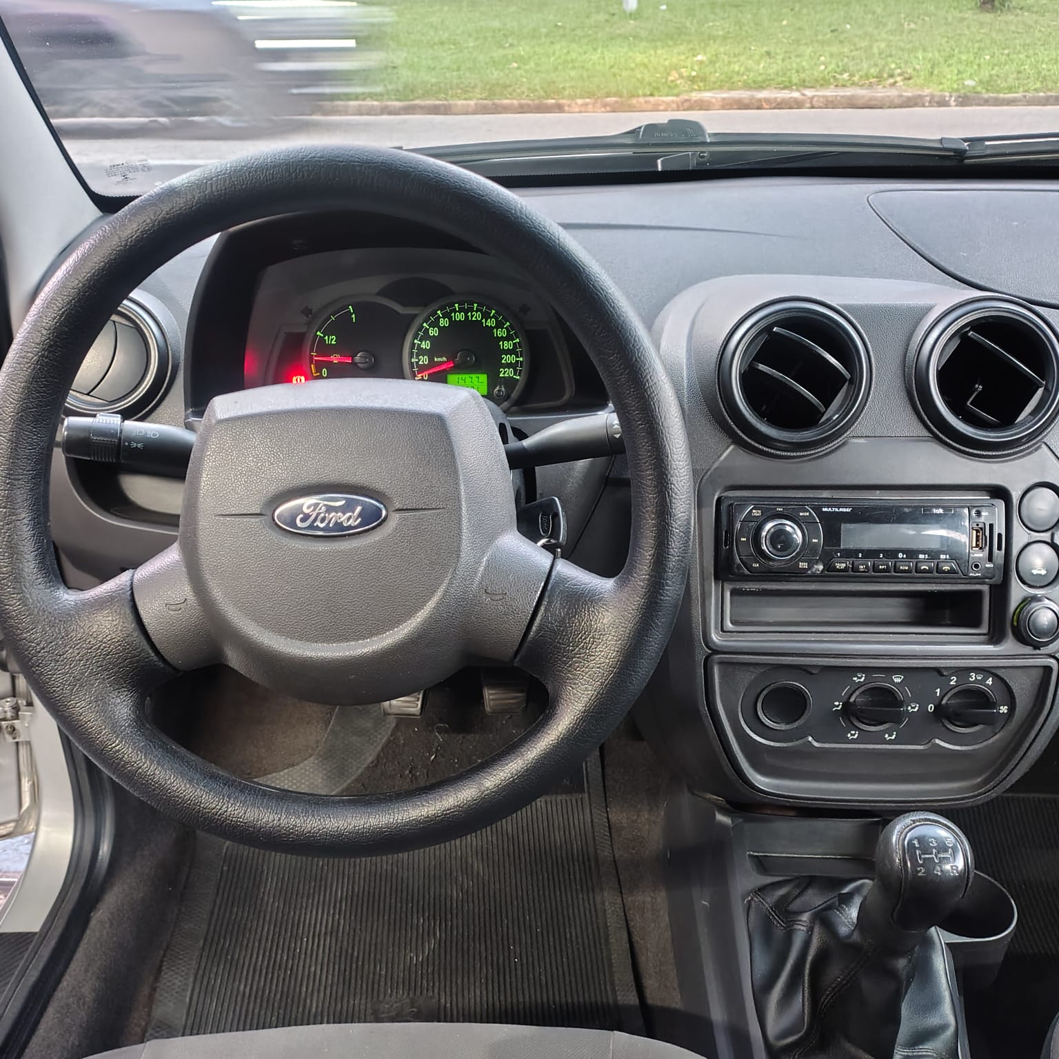 FORD KA