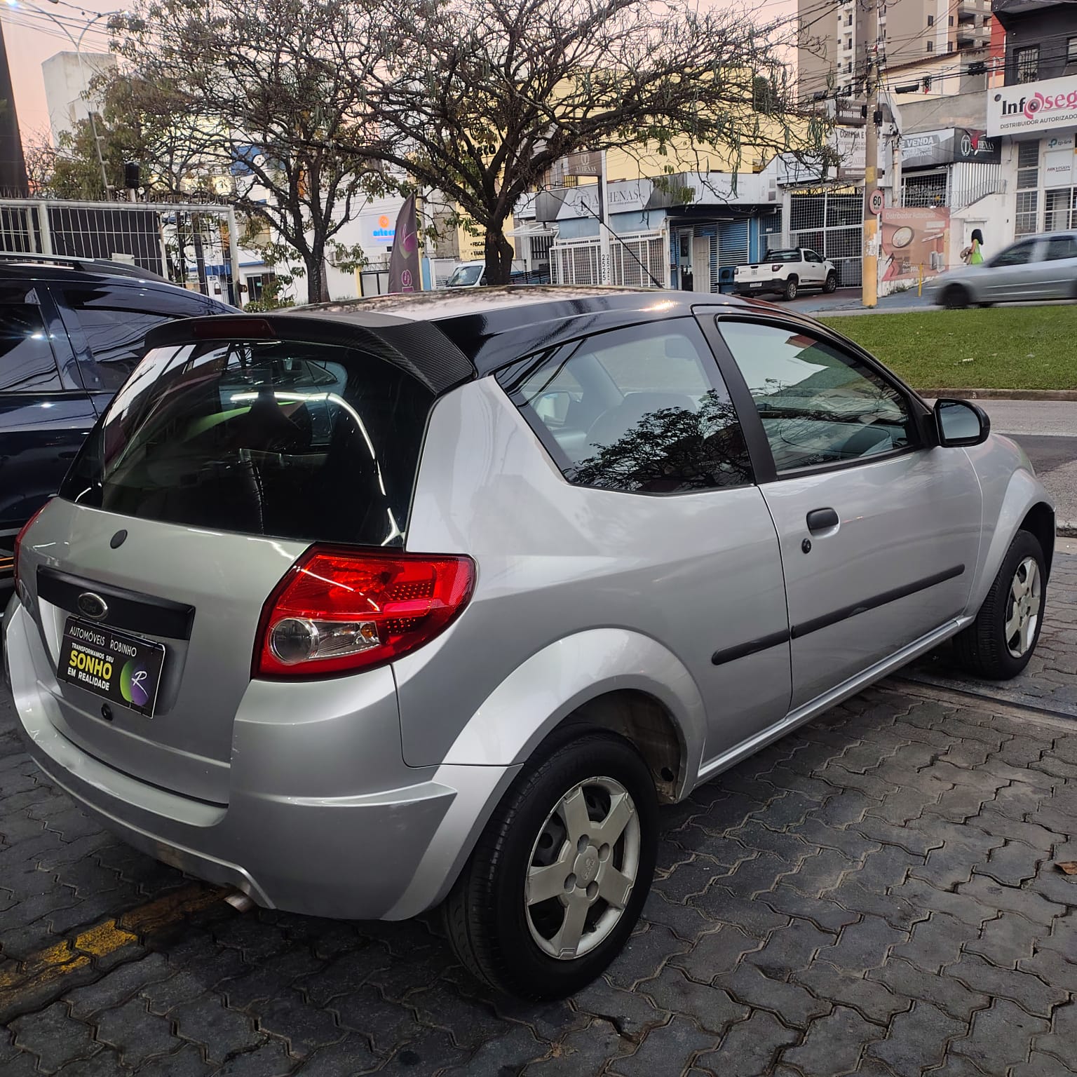 FORD KA