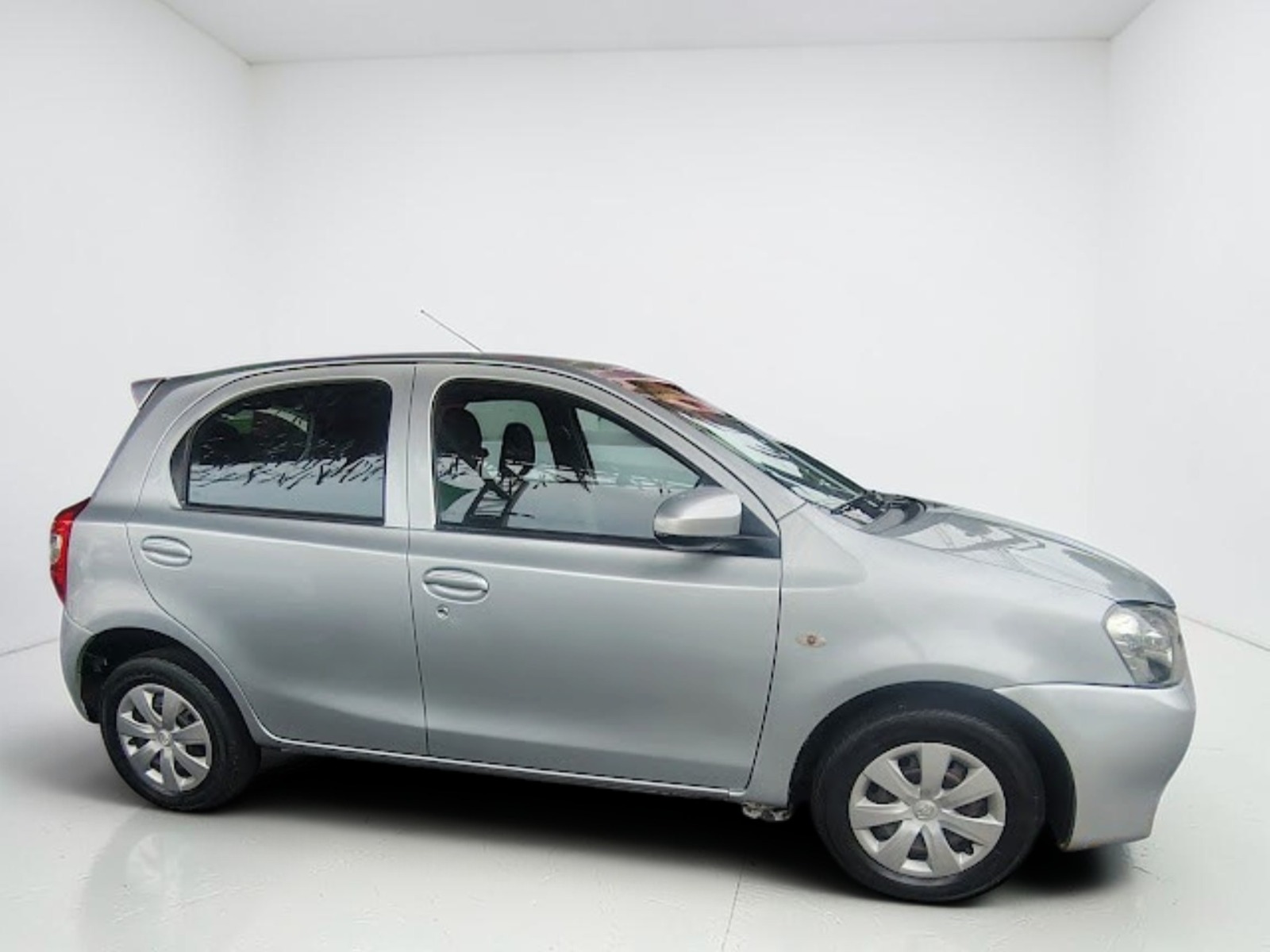 TOYOTA ETIOS