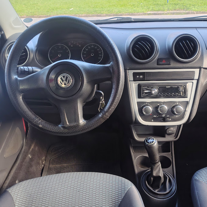 VOLKSWAGEN GOL