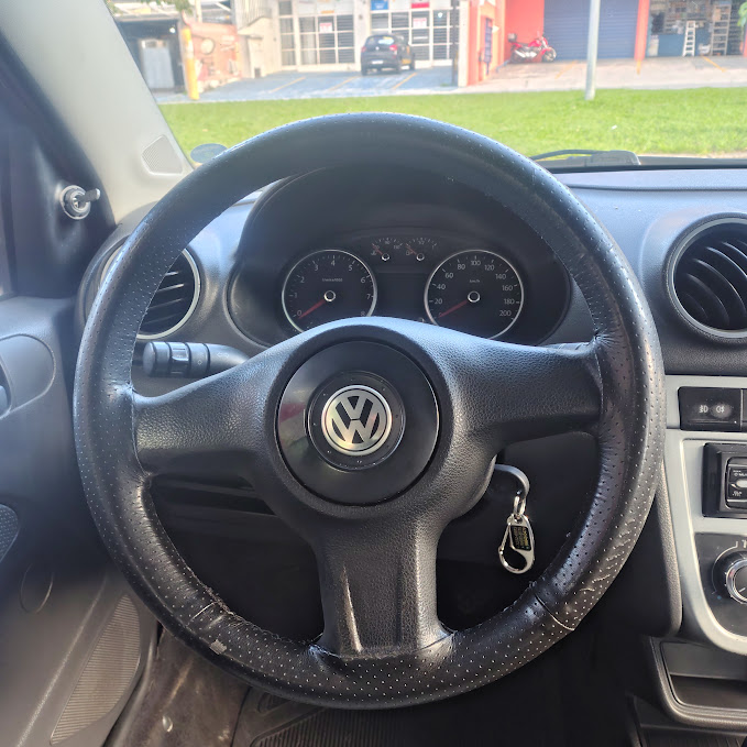 VOLKSWAGEN GOL