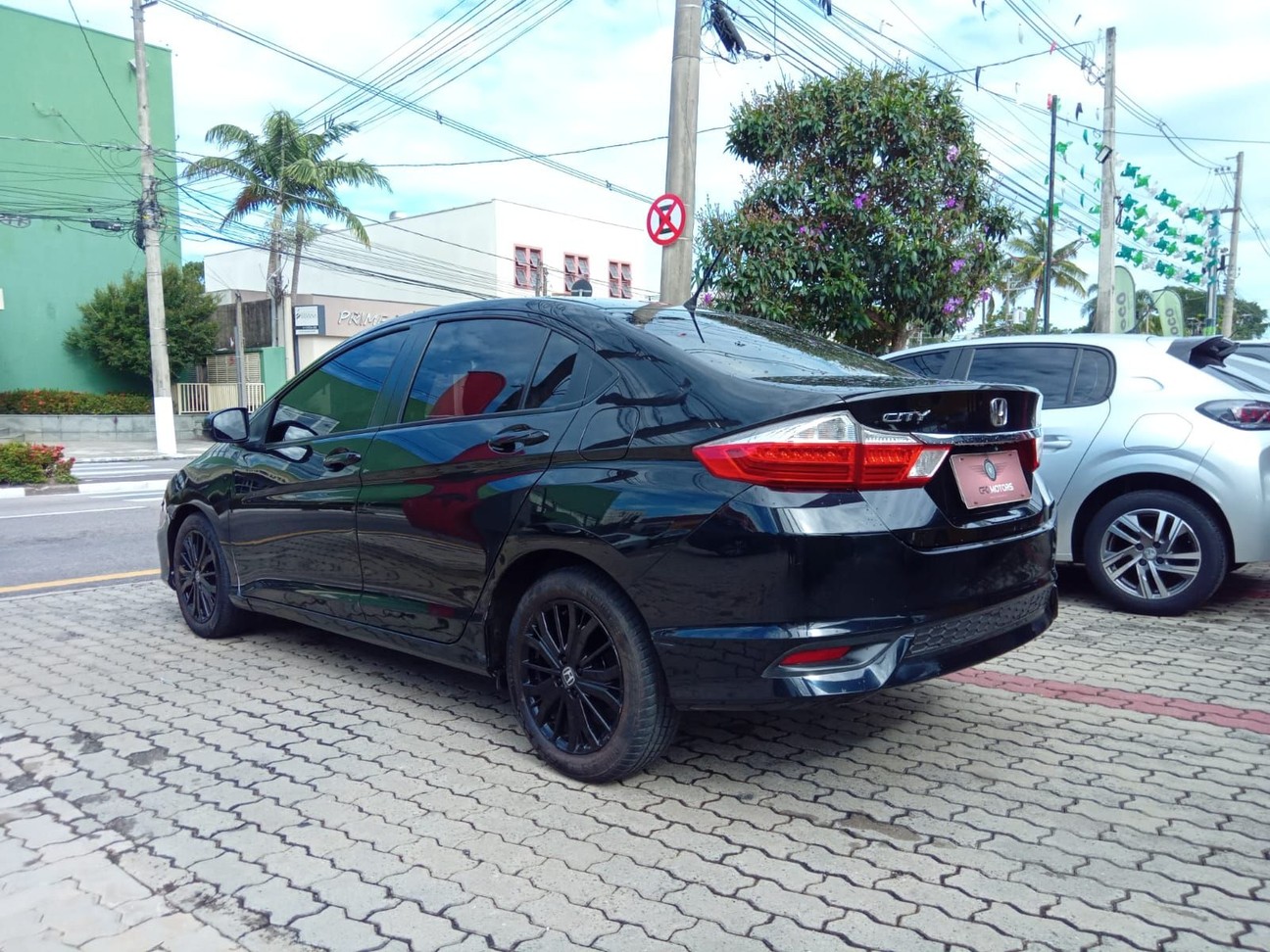 Car Image 4