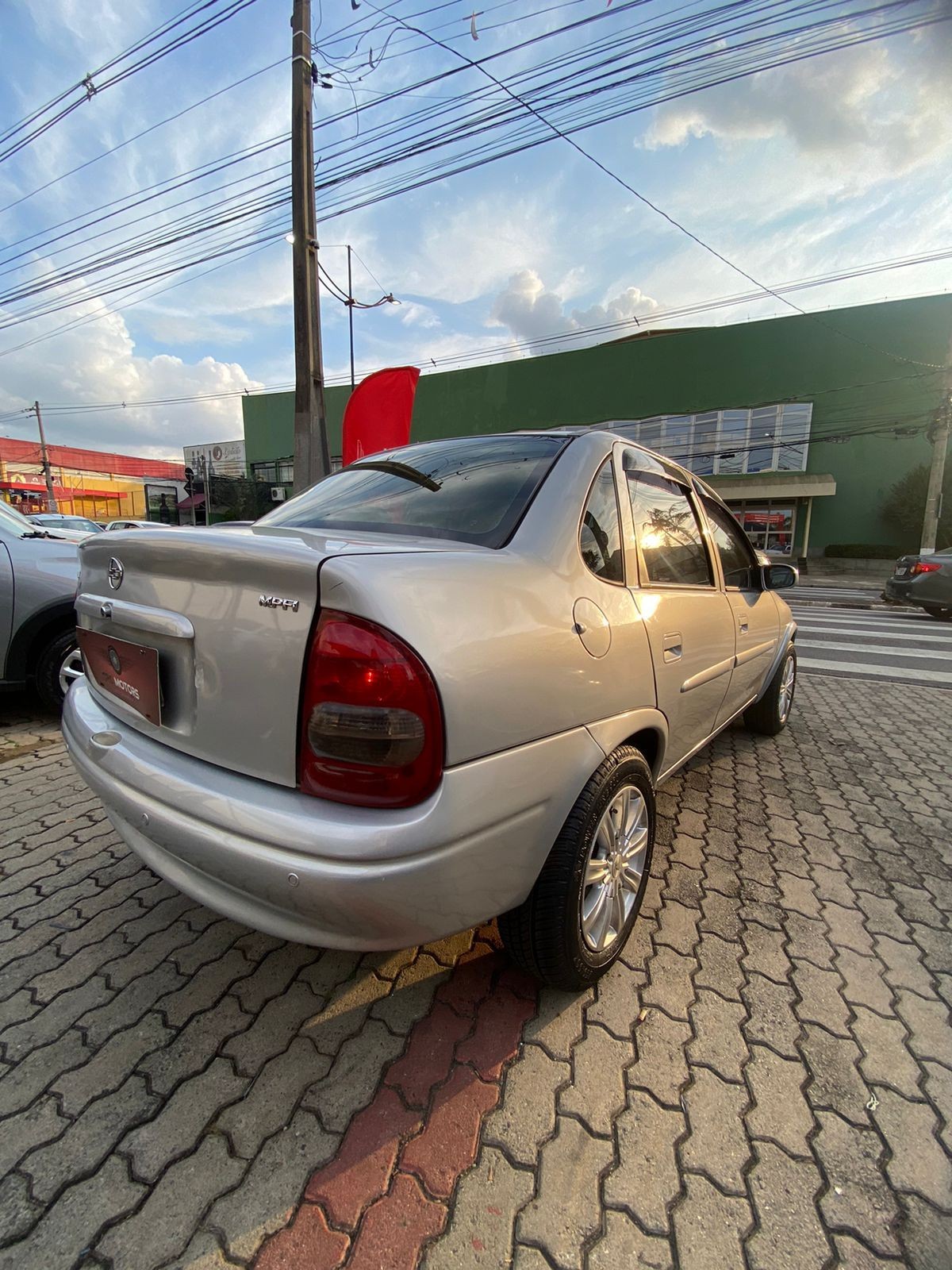 Car Image 9