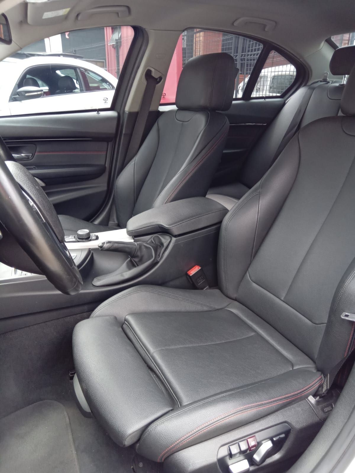 Car Image 11