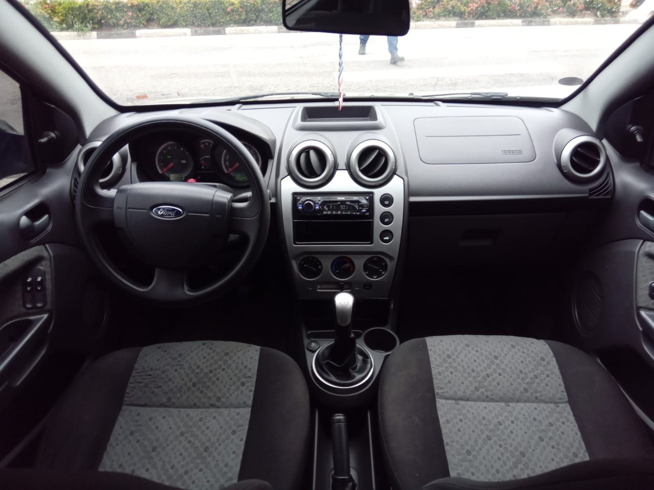 FORD FIESTA 1.0 ROCAM HATCH 8V