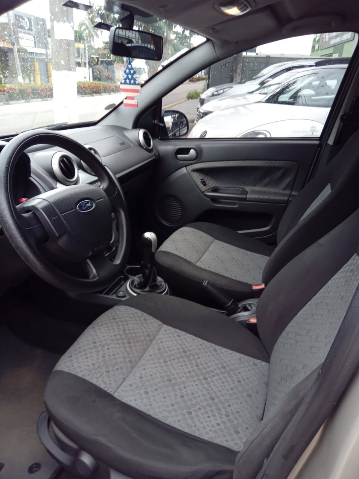 FORD FIESTA 1.0 ROCAM HATCH 8V