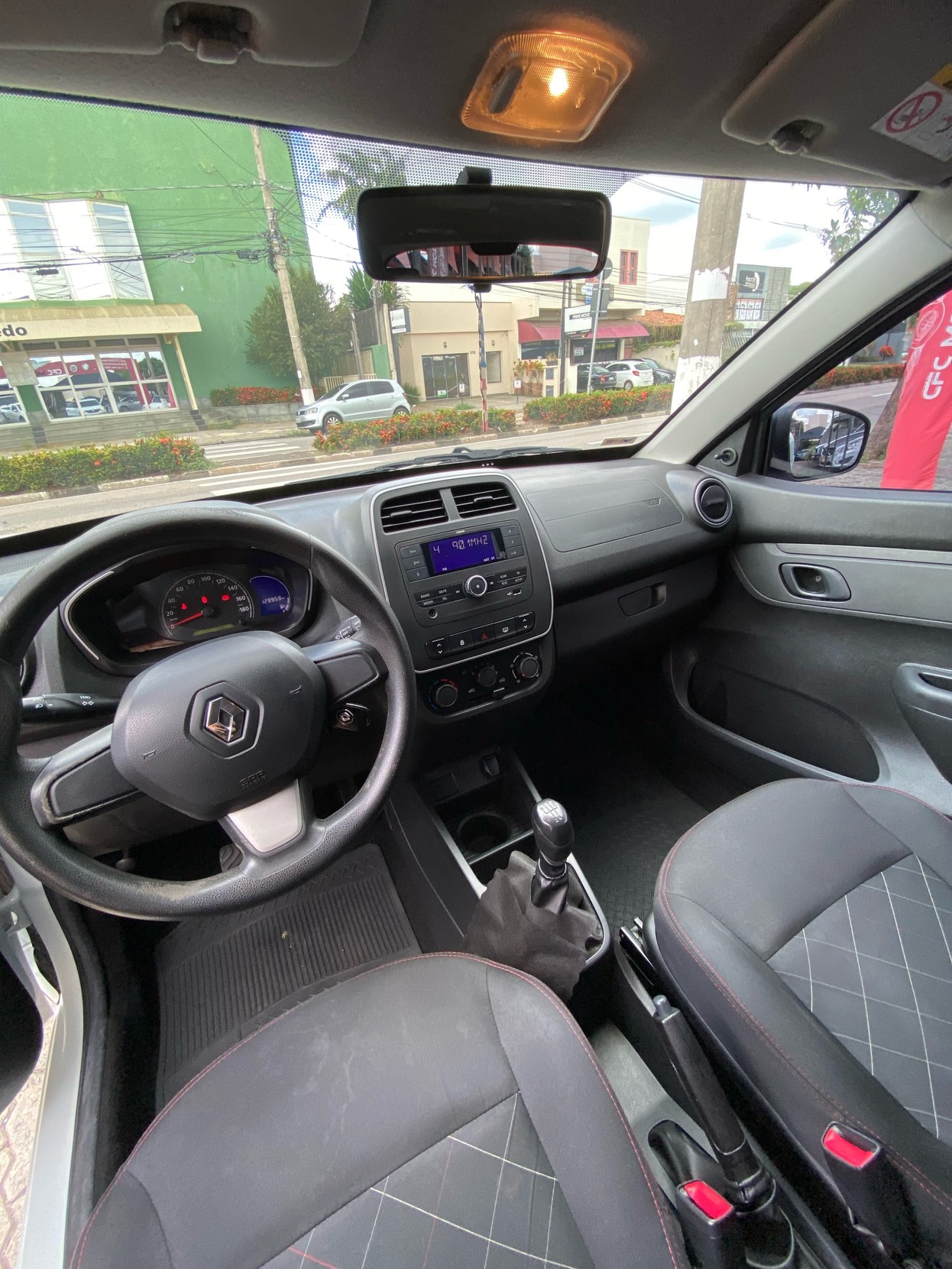 RENAULT KWID 1.0 12V SCE ZEN