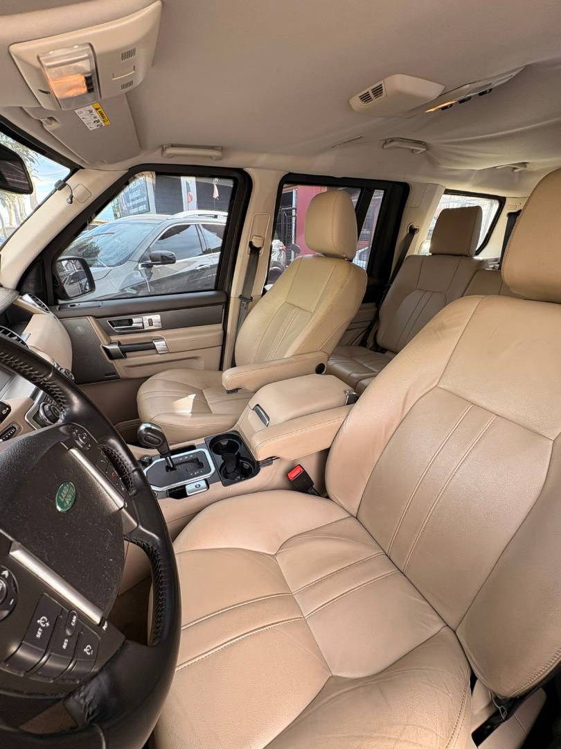 LAND ROVER DISCOVERY 4