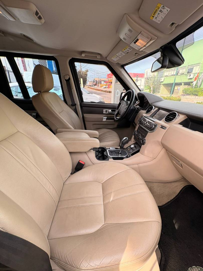 LAND ROVER DISCOVERY 4