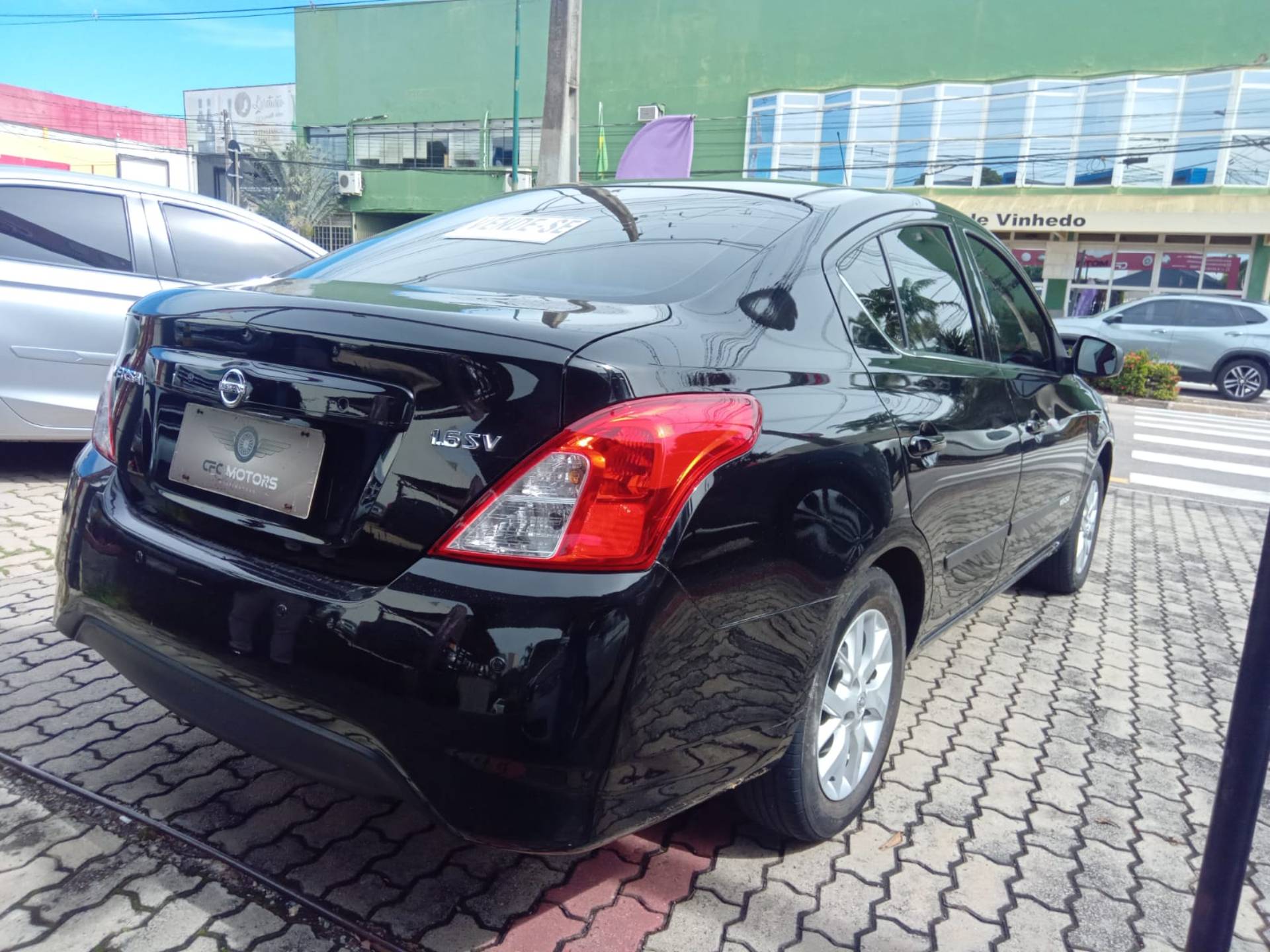 NISSAN VERSA