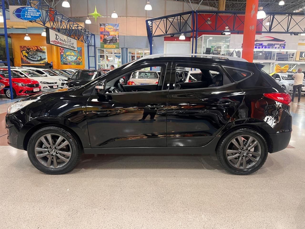 Car Image 13