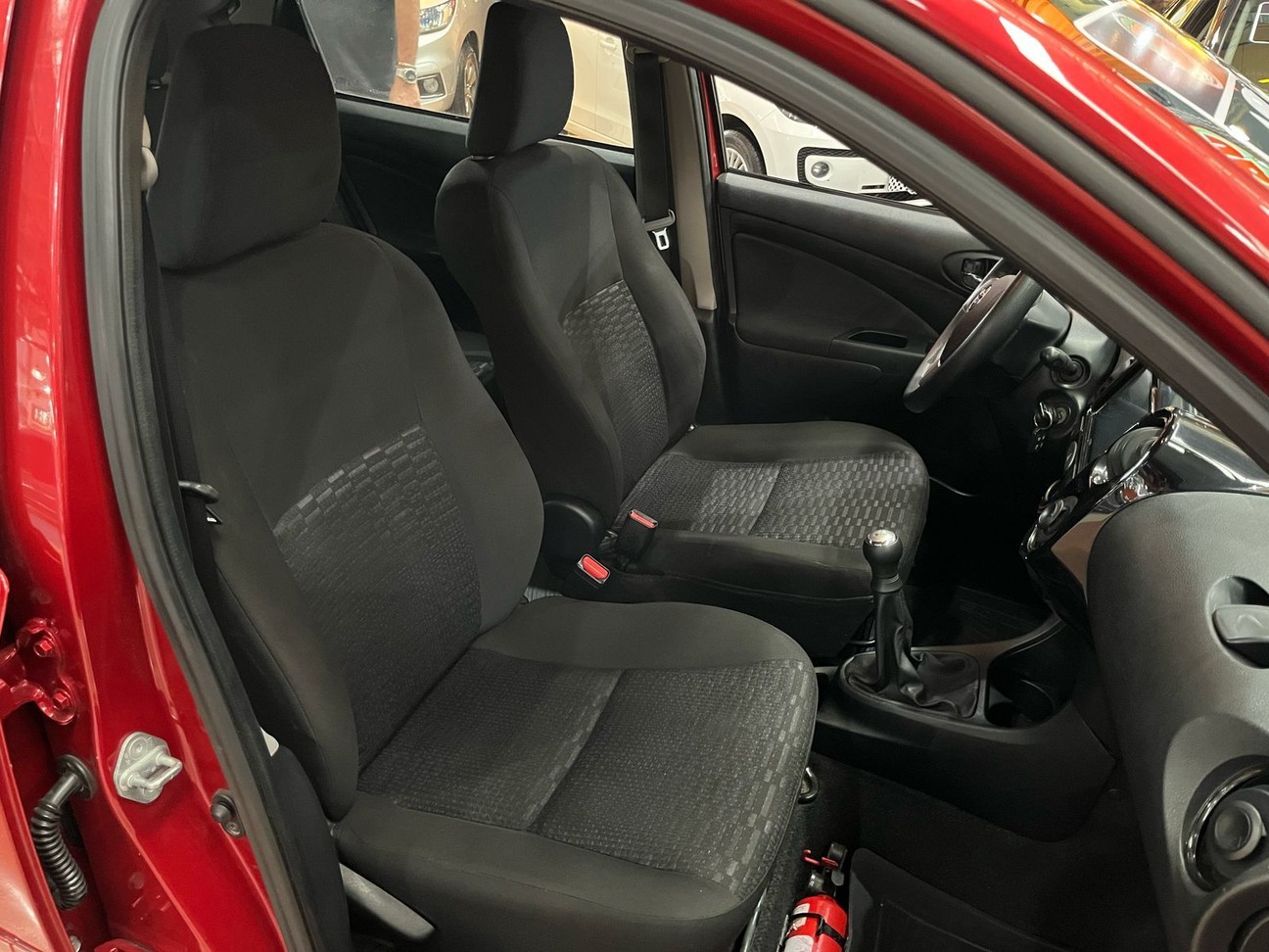 Car Image 18