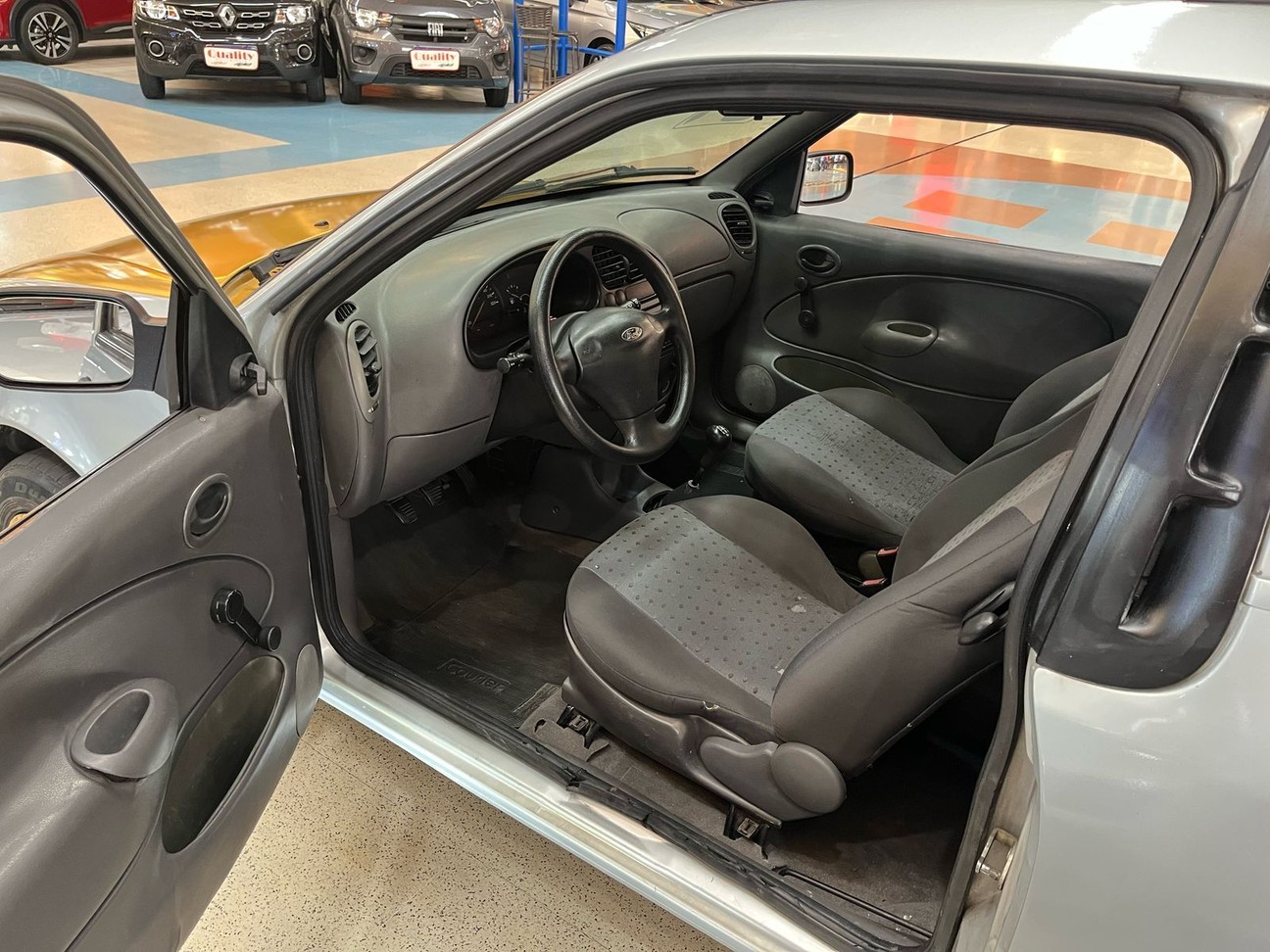 Car Image 13