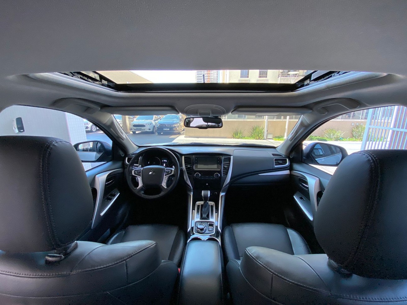 Car Image 23