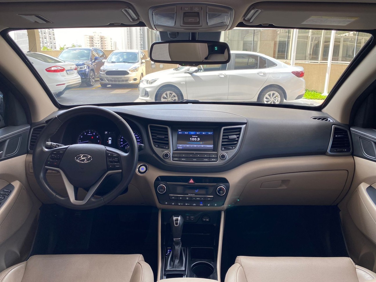 Car Image 15