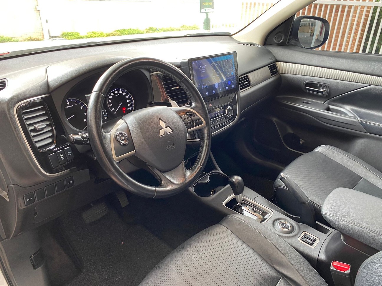 Car Image 15