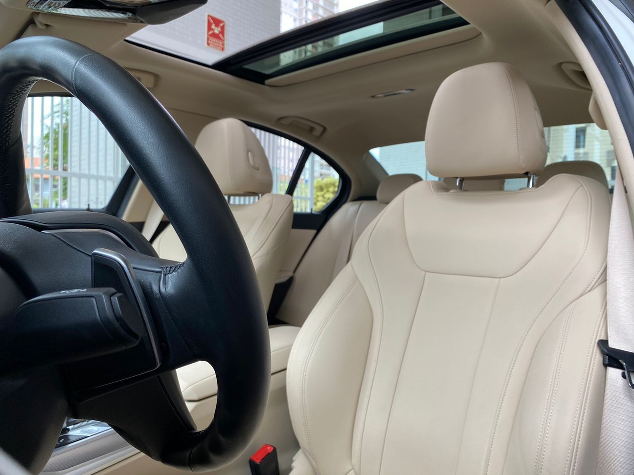 Car Image 19