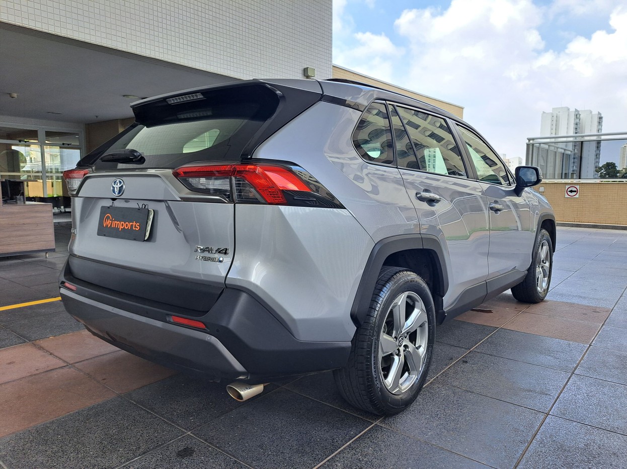 Car Image 7