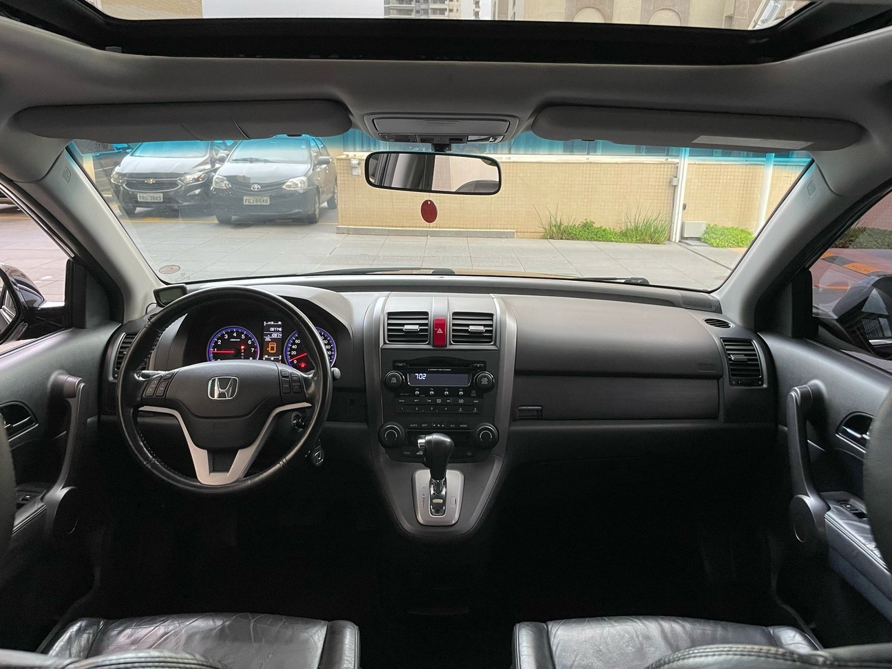 Car Image 18