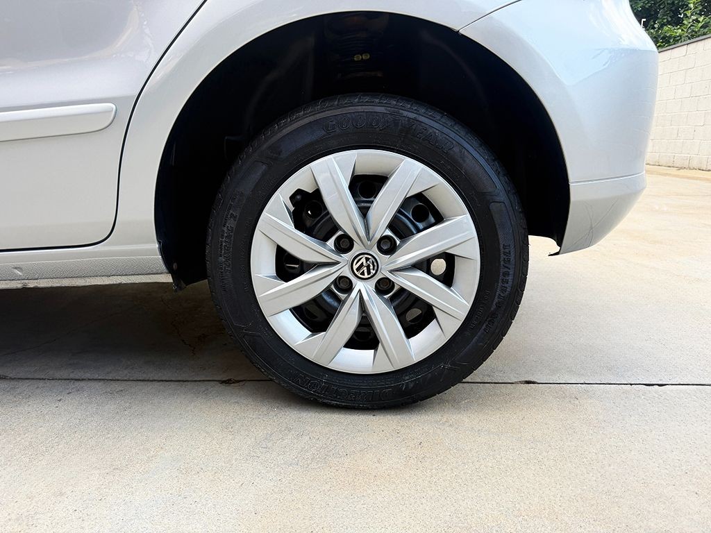 VOLKSWAGEN GOL