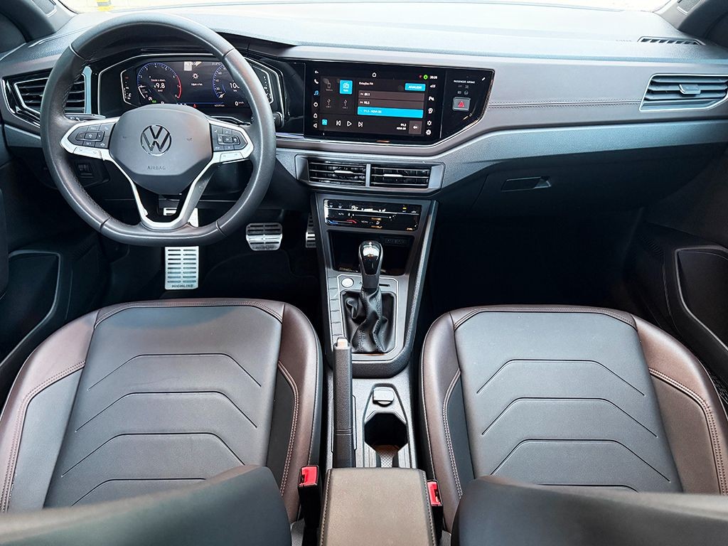 VOLKSWAGEN VIRTUS