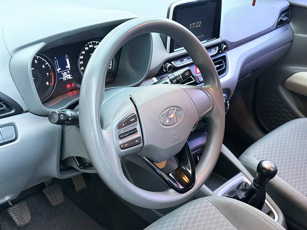 HYUNDAI HB20S