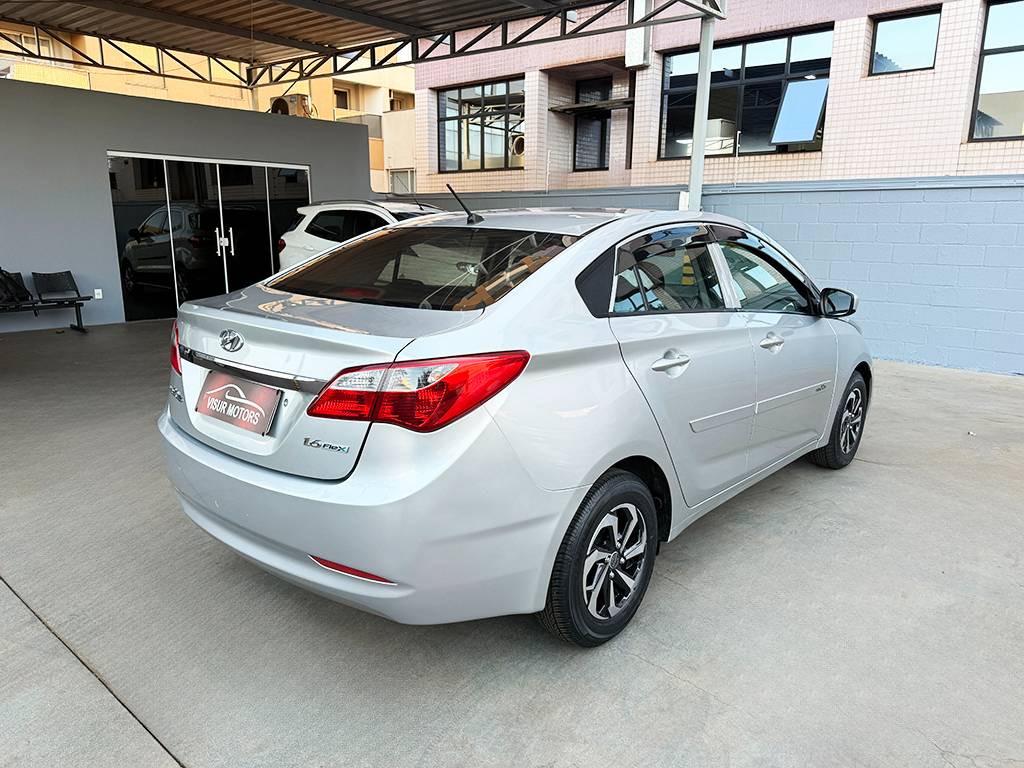 HYUNDAI HB20S