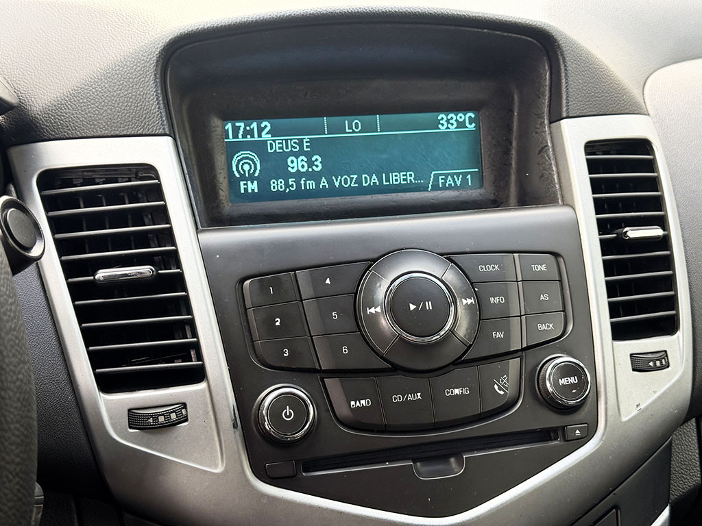 CHEVROLET CRUZE