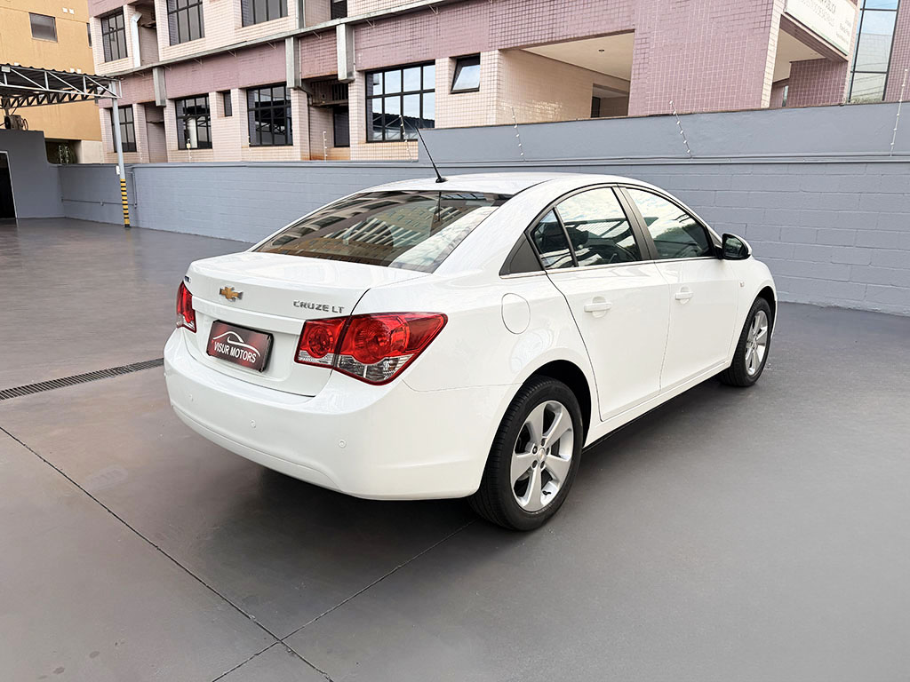 CHEVROLET CRUZE