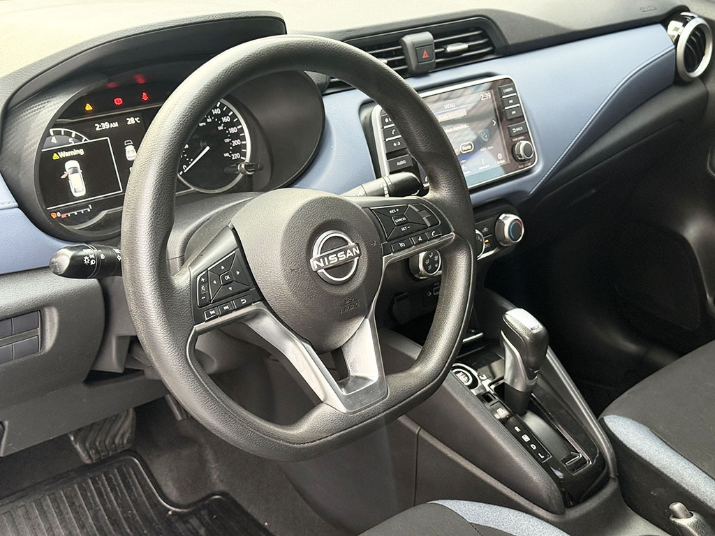 NISSAN VERSA